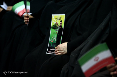 همایش دختران انقلاب