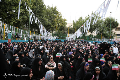 همایش دختران انقلاب
