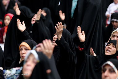همایش دختران انقلاب