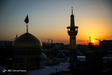 حال و هوای حرم مطهر رضوی در آستانه میلاد امام رضا (ع)