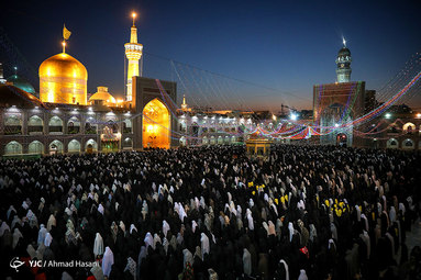 حال و هوای حرم مطهر رضوی در آستانه میلاد امام رضا (ع)
