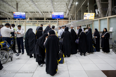 اعزام زائران بیت الله حرام از فرودگاه اصفهان