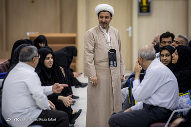 اعزام زائران بیت الله حرام از فرودگاه اصفهان