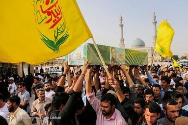 تشییع پیکر ۲ شهید مدافع حرم در قم