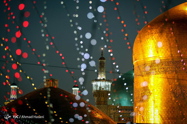 حرم مطهر رضوی در آستانه میلاد