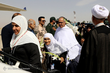 اعزام زائران بیت الله حرام از فرودگاه شیراز