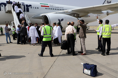 اعزام زائران بیت الله حرام از فرودگاه شیراز