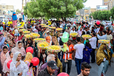 هفتمین جشنواره شکرگزاری انبه و یاسمین‌گل میناب