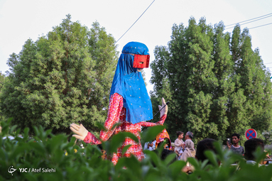 هفتمین جشنواره شکرگزاری انبه و یاسمین‌گل میناب