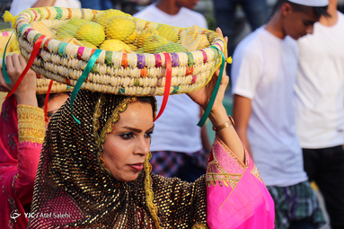 هفتمین جشنواره شکرگزاری انبه و یاسمین‌گل میناب