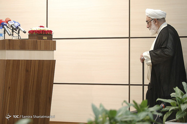 حجت‌الاسلام و المسلمین محمدی‌ گلپایگانی رئیس دفتر مقام معظم رهبری در آیین تکریم و معارفه رییس بنیاد مستضعفان