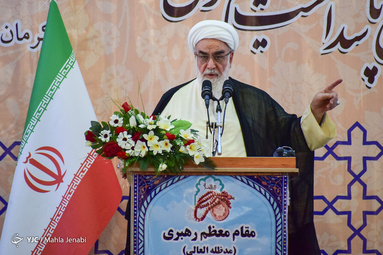 آیین نکوداشت آیت الله سیدیحیی جعفری امام جمعه سابق کرمان یا حضور سردار قاسم سلیمانی