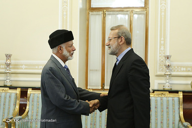 دیدار وزیر امور خارجه عمان با علی لاریجانی