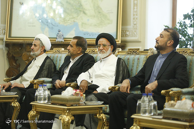 دیدار وزیر امور خارجه عمان با علی لاریجانی