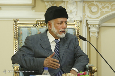 دیدار وزیر امور خارجه عمان با علی لاریجانی