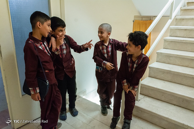 بازی و اوقات فراغت کودکان در مدرسه بازی محور شهید علی کریمی
