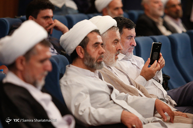 رونمایی از کتاب 