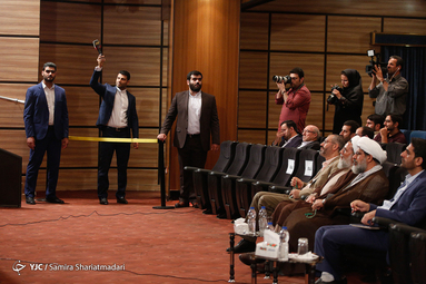 رونمایی از کتاب 