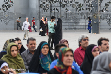 جشن پیوند هستی در میدان امام حسین (ع)