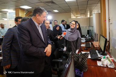 بازدید وزیر راه وشهرسازی از باشگاه خبرنگاران جوان
