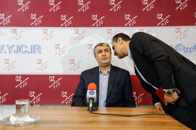 بازدید وزیر راه وشهرسازی از باشگاه خبرنگاران جوان
