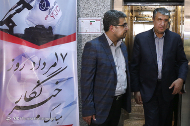 بازدید وزیر راه وشهرسازی از باشگاه خبرنگاران جوان
