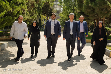 بازدید کاظم پالیزدار مشاور معاون اول رئیس‌جمهور از باشگاه خبرنگاران جوان