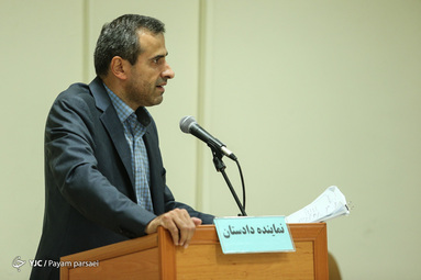 نخستین جلسه دادگاه رسیدگی به اتهامات تعدادی از متهمان و اخلالگران عمده در نظام تولیدی کشور از طریق خرید و فروش مواد اولیه پتروشیمی در بازار آزاد
