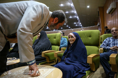 تجلیل از خبرنگار انقلابی
