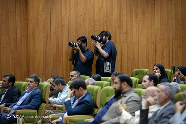 تجلیل از خبرنگار انقلابی