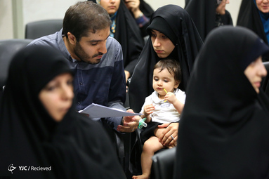 دیدار مدال‌آوران المپیادها و اعضای تیم ملی والیبال با رهبر معظم انقلاب