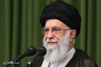 دیدار مدال‌آوران المپیادها و اعضای تیم ملی والیبال با رهبر معظم انقلاب