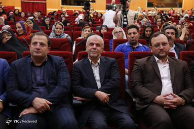 شب شعر طنز ترامپیت در فرهنگ سرای اندیشه