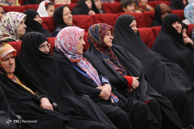 شب شعر طنز ترامپیت در فرهنگ سرای اندیشه