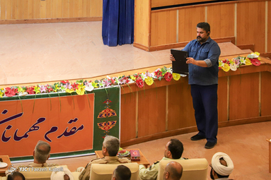 خبرنگار