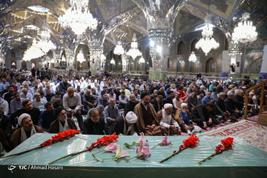 تشییع پیکر مطهر شهید مدافع حرم «سید ناظرحسین موسوی» در حرم حضرت علی ابن موسی الرضا (ع)