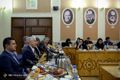 روز خبرنگار با وزیر علوم