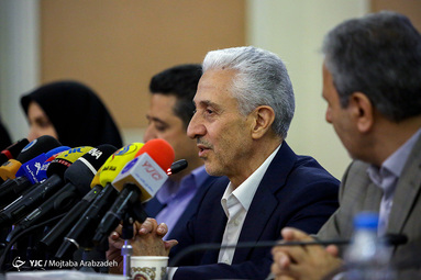 روز خبرنگار با وزیر علوم