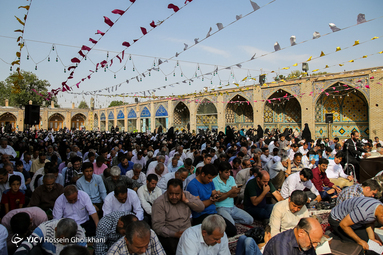 مراسم پرفیض دعای عرفه در امام زاده حسین (ع) قزوین