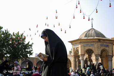 مراسم پرفیض دعای عرفه در امام زاده حسین (ع) قزوین