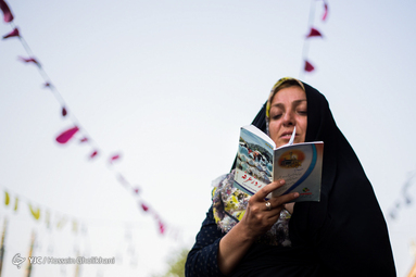 مراسم پرفیض دعای عرفه در امام زاده حسین (ع) قزوین