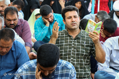 مراسم پرفیض دعای عرفه در مزار شهدا شهرضا