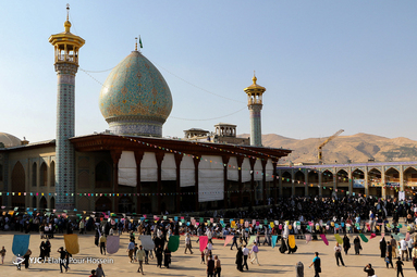 مراسم پرفیض دعای عرفه در حرم احمد این موسی (ع) شیراز