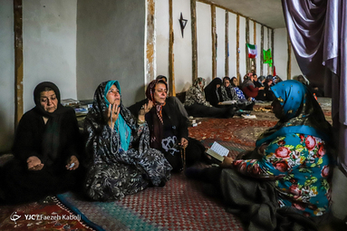مراسم پرفیض دعای عرفه در مسجد دهکده جهان نما در گلستان