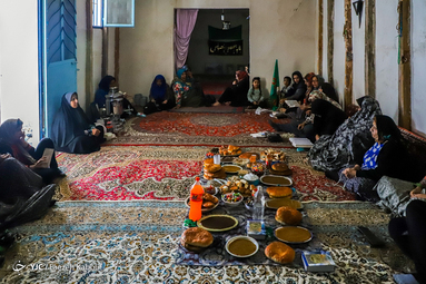 مراسم پرفیض دعای عرفه در مسجد دهکده جهان نما در گلستان