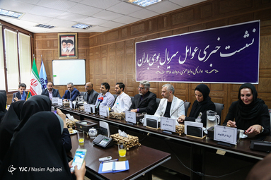 نشست خبری سریال «بوی باران»