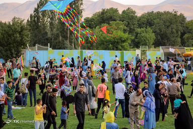 جشنواره بادبادکها در خرمدره زنجان