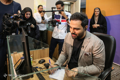 نشست خبری برنامه عصر جدید