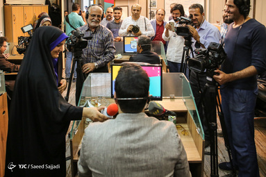 نشست خبری برنامه عصر جدید