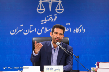 سومین جلسه دادگاه رسیدگی به اتهامات تعدادی از اخلال‌گران عمده در نظام تولیدی کشور از طریق خرید و فروش مواد اولیه پتروشیمی در بازار آزاد